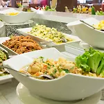 Курортный комплекс Ramada & Golf Кушадасы