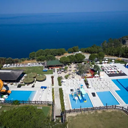 Ramada & Golf Resort Kusadası