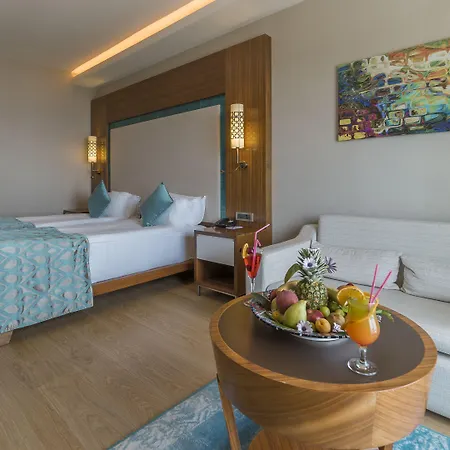 Ramada & Golf Resort Kusadası