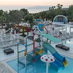 Ramada & Golf Resort