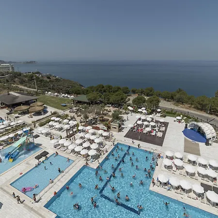 Ramada & Golf Resort Kusadasi