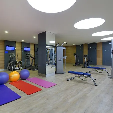 Ramada & Golf Kusadası