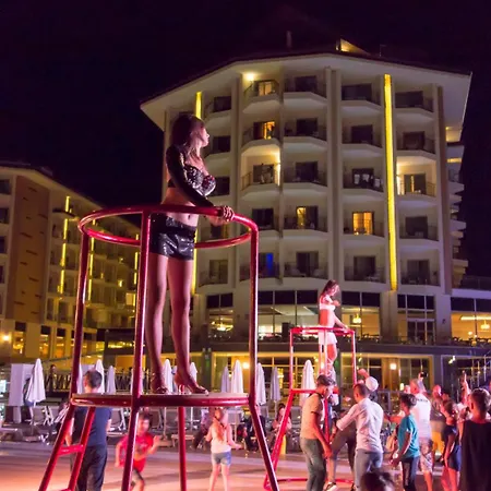 Complex Ramada & Golf