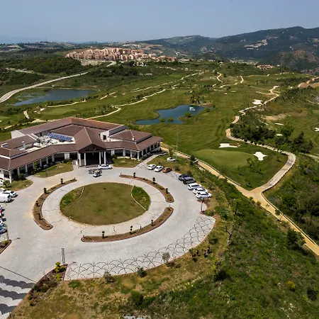 Курортный комплекс Ramada & Golf