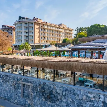 Ramada & Golf Курортный комплекс Кушадасы