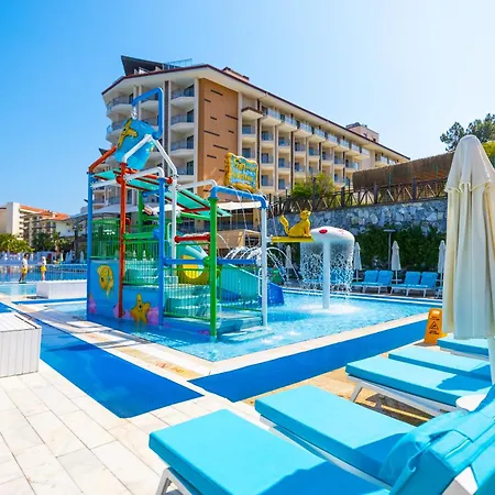 Ramada & Golf Курортный комплекс Кушадасы
