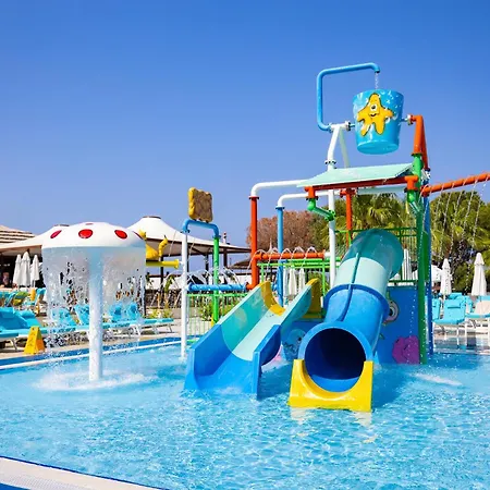Курортный комплекс Ramada & Golf
