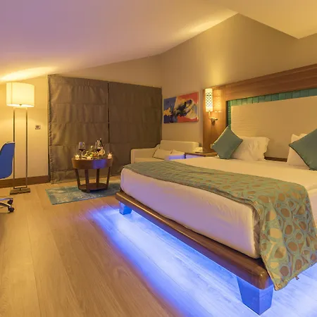 Ramada & Golf Complex 5*