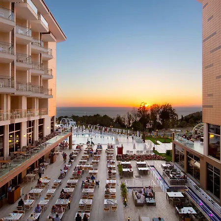 Ramada & Golf Station touristique Kusadası