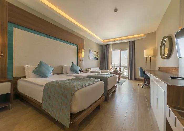 Ramada & Golf 리조트 5*