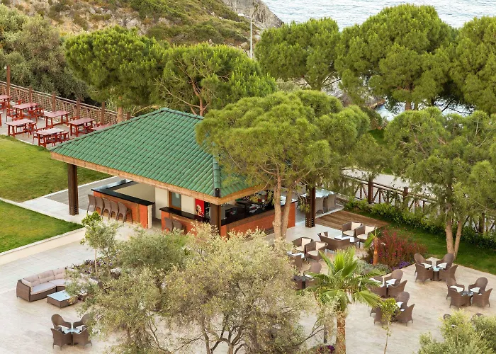 리조트 Ramada & Golf 5*