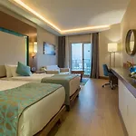 Ramada & Golf Resort 5*