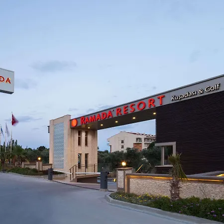 Semesteranläggning (resort) Ramada & Golf